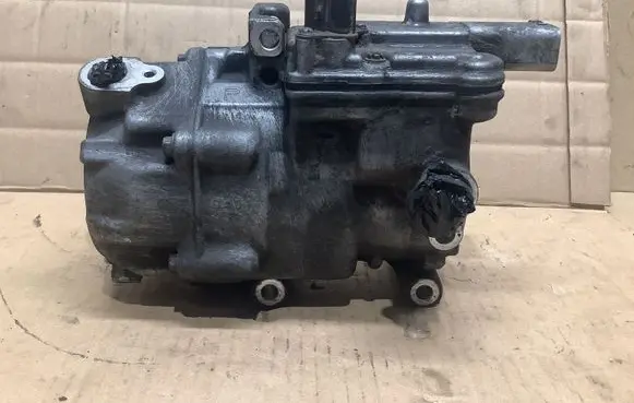 Toyota Prius (XW30) Air conditioning (A/C) compressor (pump) 0422000212 HFC134A