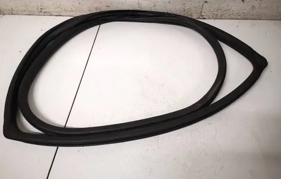 Mazda 6 Rubber seal rear door