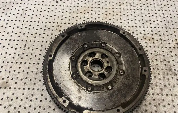 Volkswagen Caddy Flywheel 03L105264R