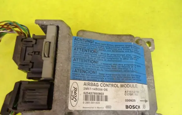 Ford Focus Airbag control unit/module 2M5T14B056DE 2M5T-14B056-DE