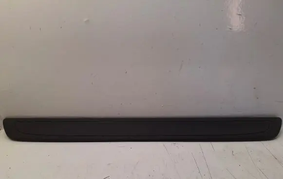 Toyota Auris 150 Front sill trim cover 6791102070