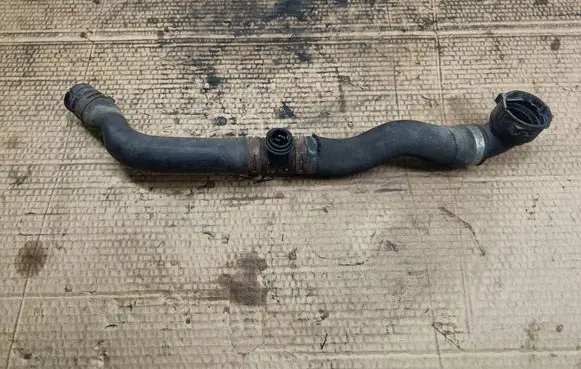 Skoda Yeti (5L) Engine coolant pipe/hose 1K0122101LA 3B0122291H