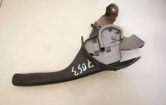 Handbrake/parking brake lever assembly