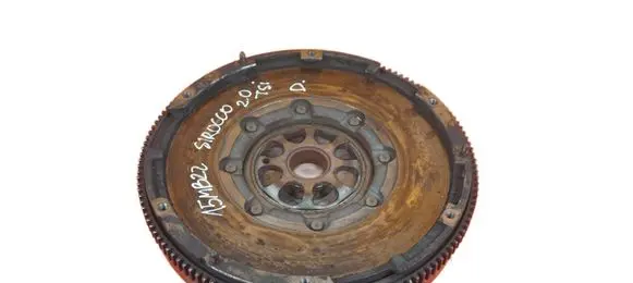 Volkswagen Scirocco Dual mass flywheel CAW