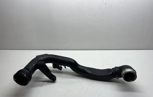 Volkswagen PASSAT B5 Intercooler hose/pipe 3B0145762C 8E0145762B 3B0145762E