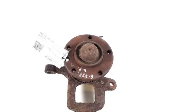 Volkswagen II LT Front wheel hub