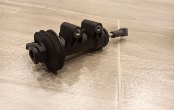 Audi A6 S6 C6 4F Clutch master cylinder 4F0721401A