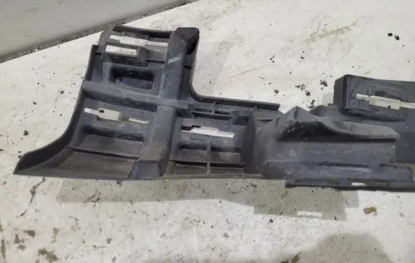 Mercedes-Benz GLC X253 C253 Front bumper mounting bracket A2538857706