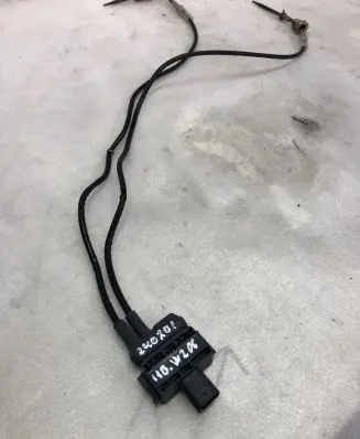 Mercedes-Benz C W206 Exhaust gas temperature sensor A0009058415