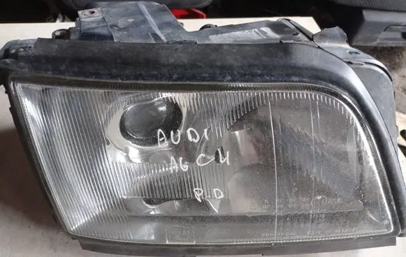 Audi A6 S6 C4 4A Headlight/headlamp