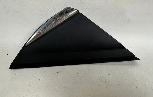 Renault Megane IV Fender mounting bracket