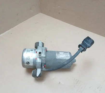 BMW i3 Vacuum pump 6857405 86422903