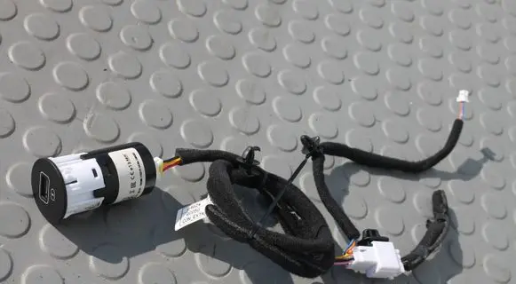 USB socket connector