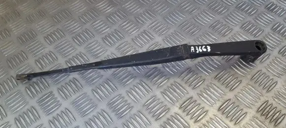 Mitsubishi Pajero Front wiper blade arm 84662nwb