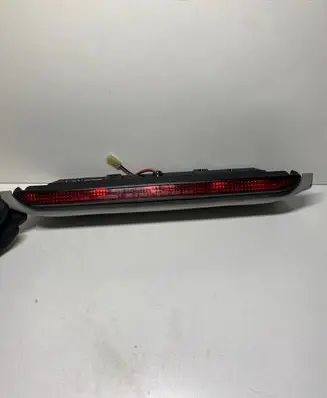 Subaru Legacy Third/center stoplight OEW24051