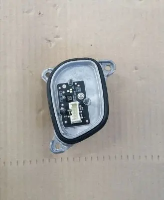 Volkswagen Golf VIII Headlight ballast module Xenon 90157099 922520 DPL75