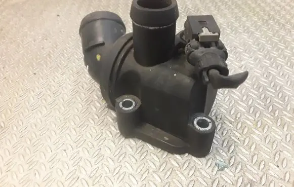 Mercedes-Benz A W169 Thermostat 2662030675 A2662030675