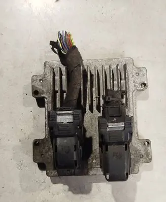 Opel Corsa C Engine control unit/module 55577835