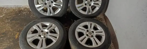 Opel Corsa D R15 alloy rim ET39 T093