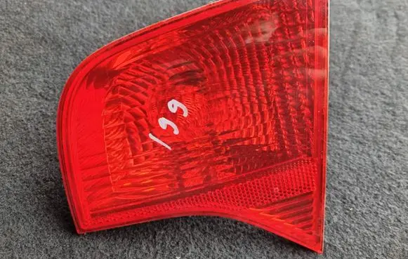 Audi A4 S4 B7 8E 8H Tailgate rear/tail lights 8E5945094