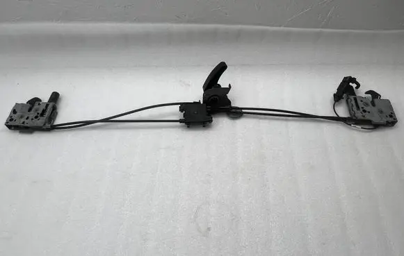 Skoda Kamiq Engine bonnet/hood lock/catch 5LA823509C 654823509A
