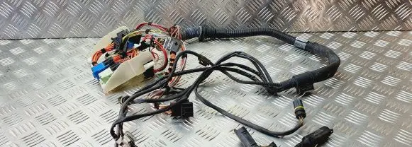 BMW 5 E60 E61 Engine installation wiring loom 7529700 7529699