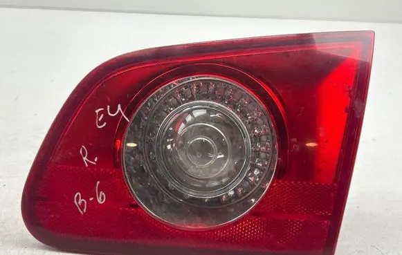 Volkswagen PASSAT B6 Tailgate rear/tail lights 3C9945094