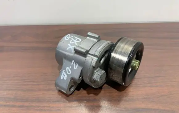 Mitsubishi ASX Generator/alternator belt tensioner