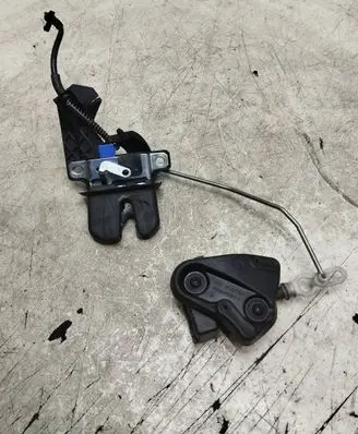 Audi A4 S4 B6 8E 8H Tailgate/trunk/boot lock/catch/latch 8E5827505B