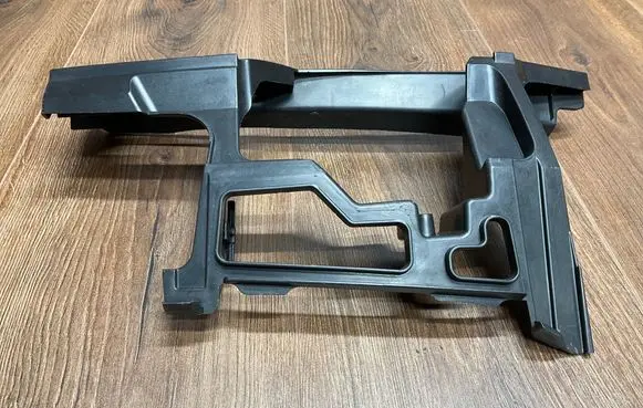Volkswagen Golf VI Front bumper mounting bracket 5K0807723B