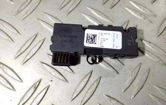 Volkswagen PASSAT B6 Steering angle sensor 3C0959654