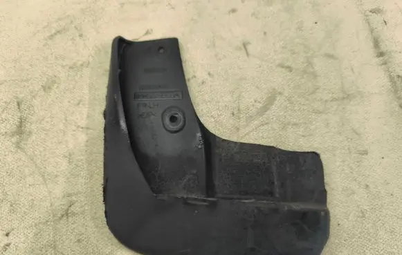 Nissan Murano Z52 Front mudguard 85610A 638555BF0A NM5AN