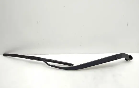 Mitsubishi Eclipse Cross Windshield/front glass wiper blade 8828
