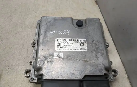 Mercedes-Benz Sprinter W906 Engine control unit/module A6429000001 A6429011100 0281018932