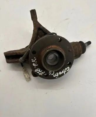 Citroen C4 I Front wheel hub