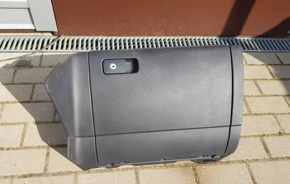 Volkswagen Golf VII Glove box set 5G1857289B 5G1857290 5G1857097T