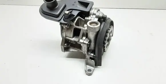 BMW 5 E60 E61 Oil pump 914030754 62440410