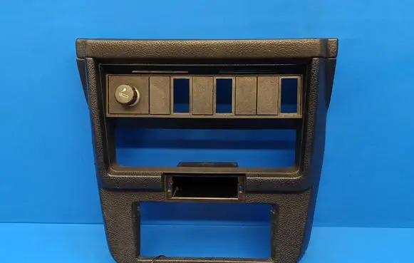 Volvo 240 Dashboard center trim panel 