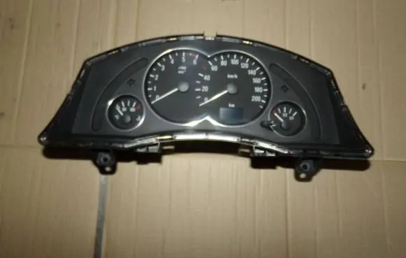 Opel Meriva A Speedometer (instrument cluster) 13140265MN