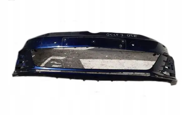 Volkswagen Golf VII Front bumper ZDERZAK6401