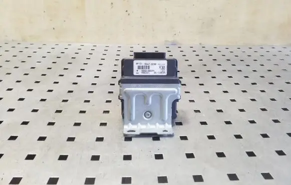 Hyundai ix35 Transfer box differential control unit 954473B300