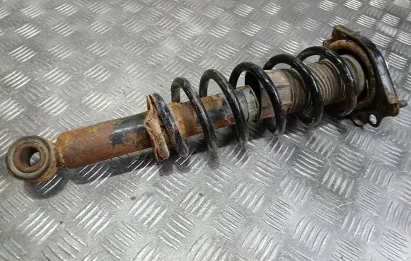 Toyota Corolla Verso AR10 Rear shock absorber with coil spring 