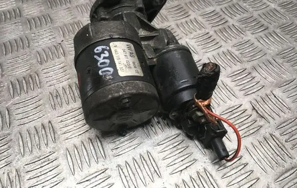 Skoda Fabia Mk1 (6Y) Starter motor 047115141331 443115141331