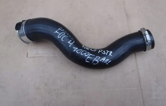 Ford Focus Intercooler hose/pipe JX616C646CB