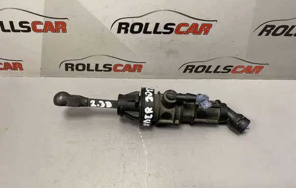 Clutch slave cylinder