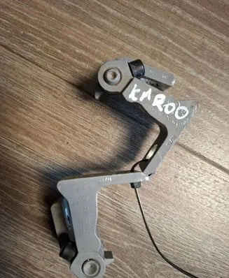 Skoda Karoq Front door upper hinge 8X0831403E