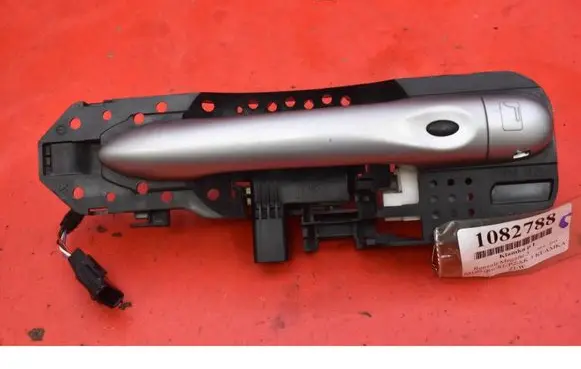 Renault Megane II Front door exterior handle 806070033R