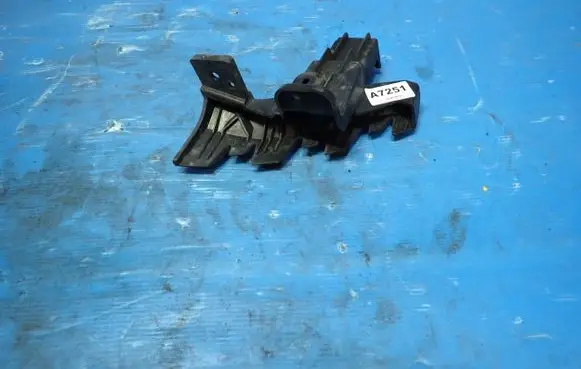 KIA Picanto Front bumper mounting bracket