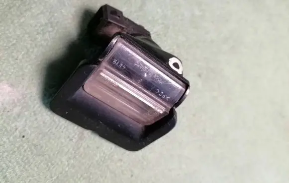 Volkswagen Polo III 6N 6N2 6NF Number plate light 6N0943121