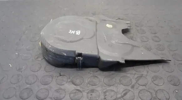 Audi A3 S3 8P Timing belt guard (cover) 045109107F